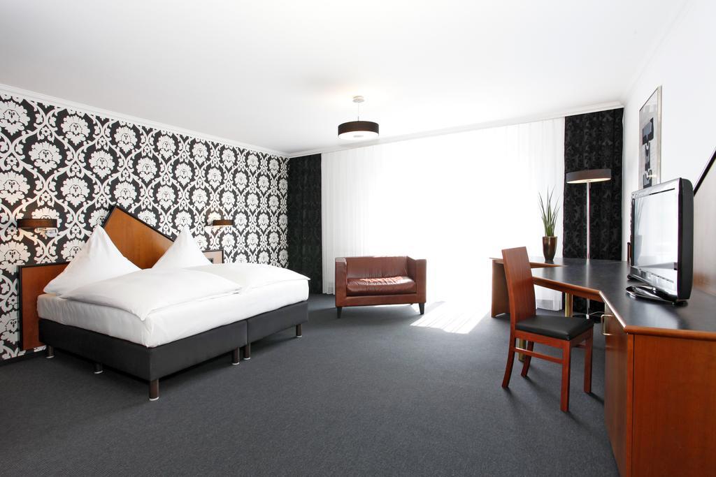Hotel Apartment Laforsch Драйайх Стая снимка